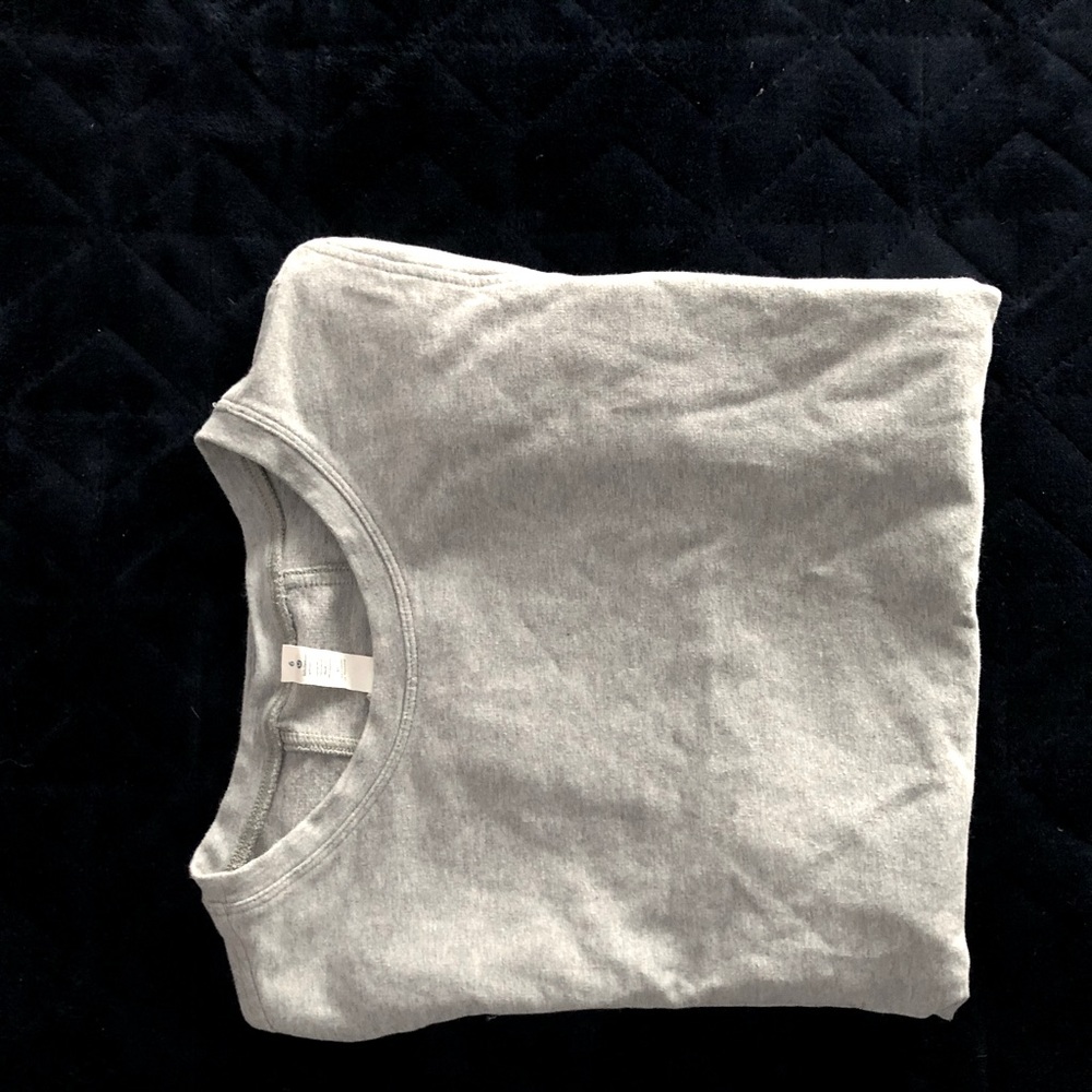 Super cool Lululemon “T shirt”
